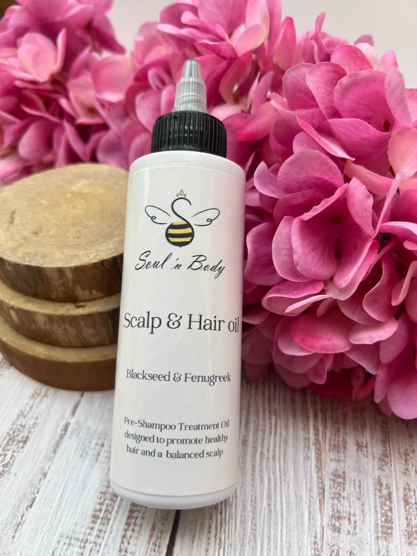 Pre-shampoo treatment oil with blackseed, cumin, and fenugreek – for healthy hair and scalp