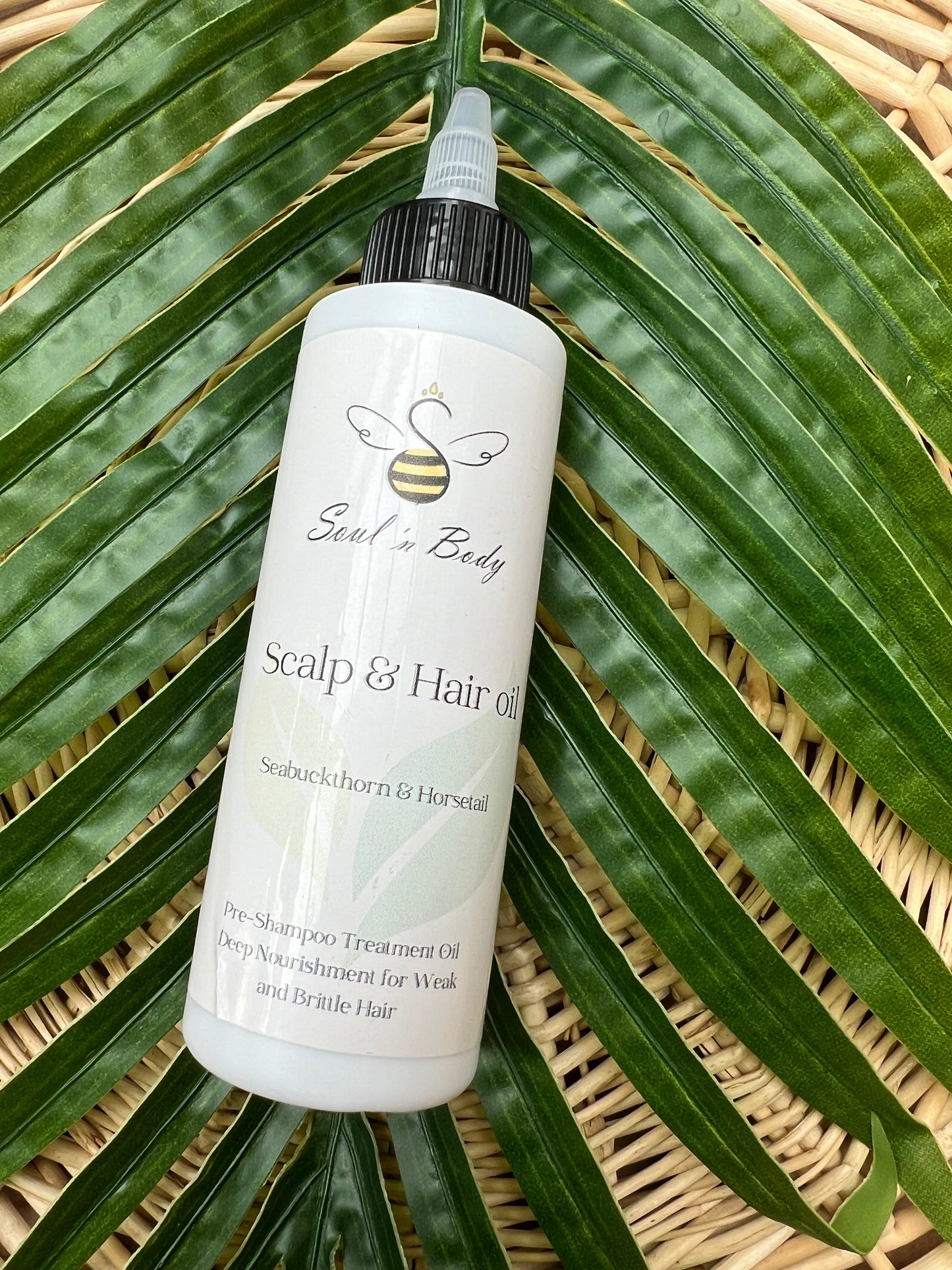 Soul ‘n Body Hair & Scalp Oil with Seabuckthorn and Horsetail – natural nourishing treatment bottle